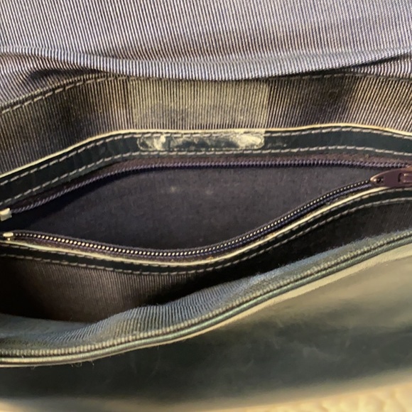 Vintage Blue Leather Purse - Picture 8 of 11